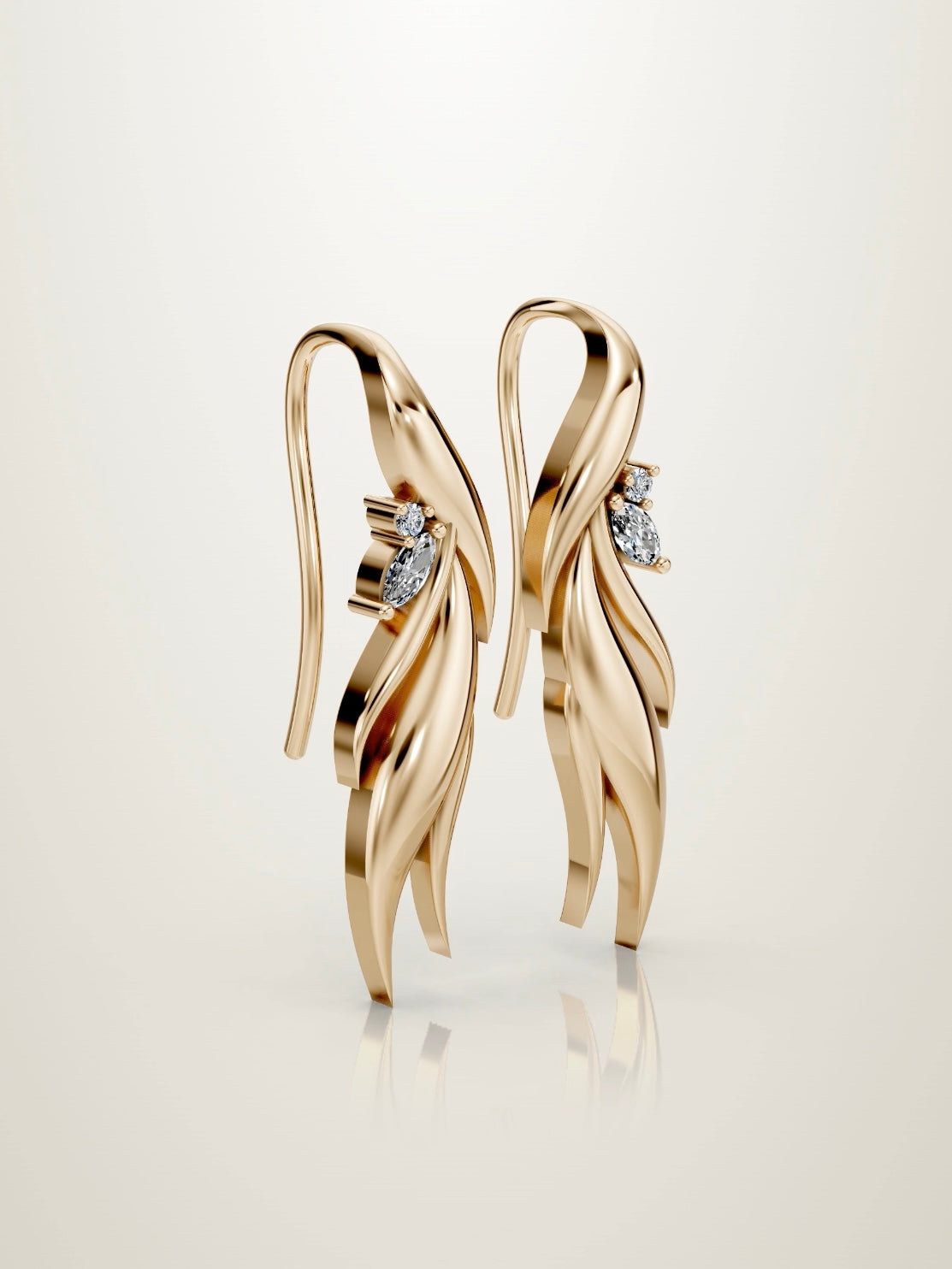 Fire inspired diamond earrings in yellow gold